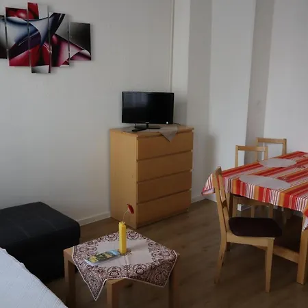 Appartement 1 *